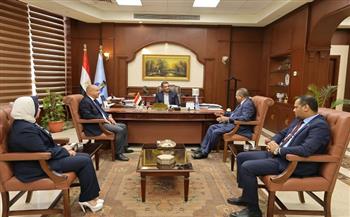 محافظ البحر الأحمر يبحث مع أمين حزب مستقبل وطن عددًا من الملفات الخدمية والتنموية