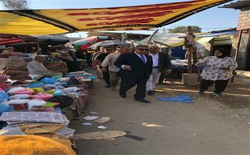 محافظ الدقهلية يتابع الخدمات بسوق سندوب ويوجه بتكثيف الرقابة ورفع الإشغالات