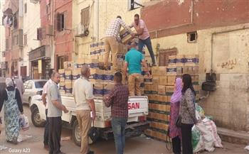 محافظ أسيوط: ضبط 409 كراتين مياه شرب غير مدرجة بقائمة الآبار المرخصة وإعدام 25 كجم أغذية فاسدة خلال حملة مكبرة