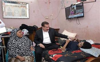 محافظ بورسعيد يستجيب لسيدة سبعينية تستغيث من مرض حفيدها المصاب بشلل دماغي