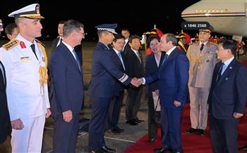 الرئيس السيسي يصل إلى سول في مستهل زيارة دولة إلى كوريا الجنوبية