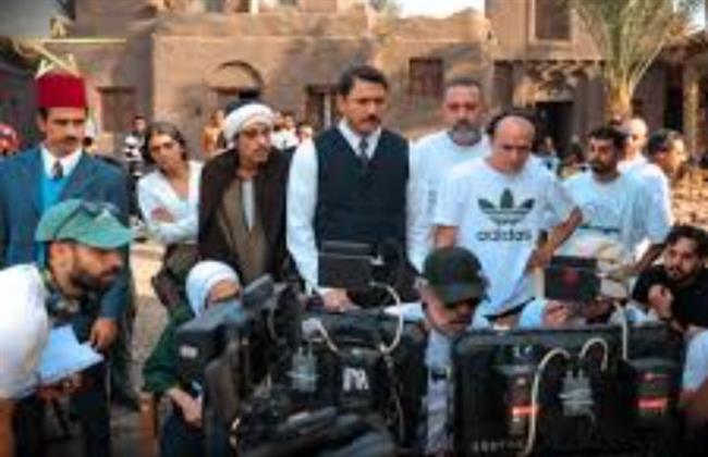 أحمد عز ينشر صورًا جديدة من كواليس «فرقة الموت» على مواقع التواصل