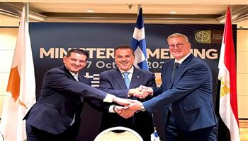 وزير البترول يبحث مع نظيريه القبرصي واليوناني تسريع استغلال موارد غاز شرق المتوسط وربطها بالأسواق الأوروبية