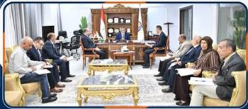 محافظ قنا يترأس اجتماع "المنطقة الحرة بقفط" ويوافق على مشروعات جديدة لتعزيز الاستثمار