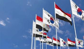 مصر وكوريا الجنوبية ترتقيان بالعلاقات إلى شراكة استراتيجية وتوسعان التعاون الاقتصادي 