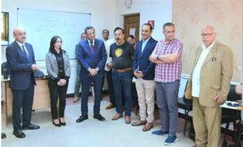 محافظ البحيرة تستقبل نقيب الصحفيين لمتابعة دورة "تحسين جودة المحتوى الصحفي" ضمن فعاليات معرض دمنهور