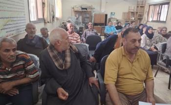 محافظ أسيوط: ندوة إرشادية بديروط حول المكافحة المتكاملة لآفات محاصيل الخضر والقمح والذرة الشامية 