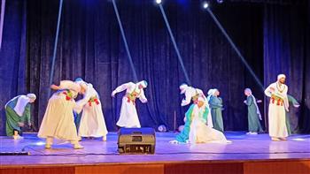 فرقة غزل المحلة للفنون الشعبية وكورال "غنوة" يحييان احتفالية نصر أكتوبر بقصر ثقافة شبين الكوم