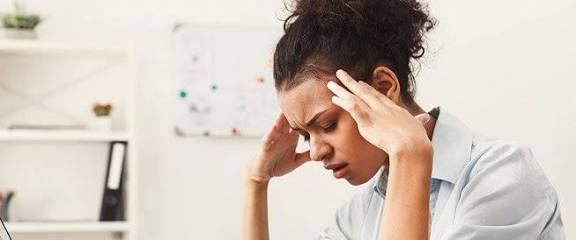 6  طرق للحد من تأثير التوتر على البشرة