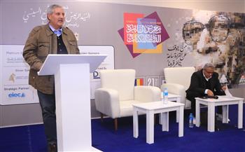 معرض القاهرة الدولي للكتاب الـ57.. أمسية شعرية دولية بقاعة ديوان الشعر 