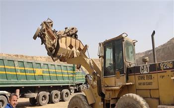 وزيرة التنمية المحلية تتابع جهود إخلاء وتنظيم مقبرة سيارات البساتين