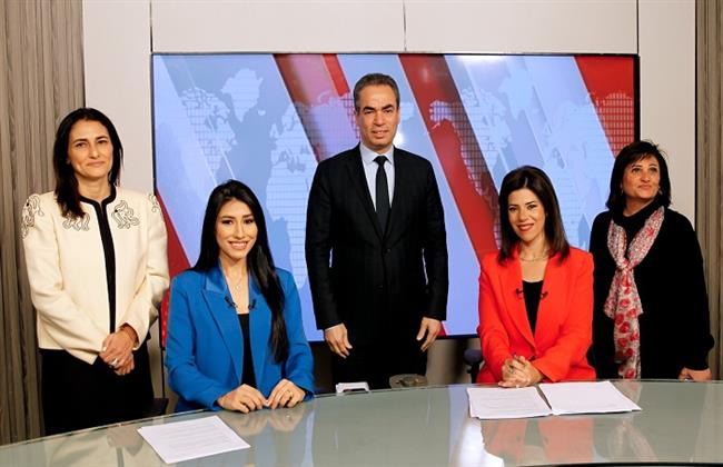 رئيس الهيئة الوطنية للإعلام يفتتح ستوديو النشرات المطور بقناة النيل الدولية