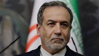 وزير الخارجية الإيراني: القواعد الأمريكية في المنطقة ستكون أهدافا في حال نشوب الحرب