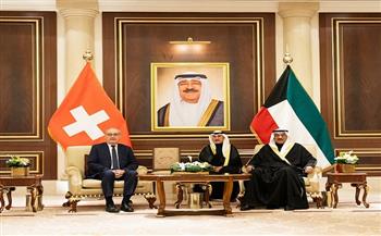 الرئيس السويسري يصل إلى الكويت في مستهل زيارة رسمية
