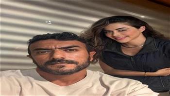 مسلسل علي كلاي يشعل السوشيال بصور يارا السكري وأحمد العوضي