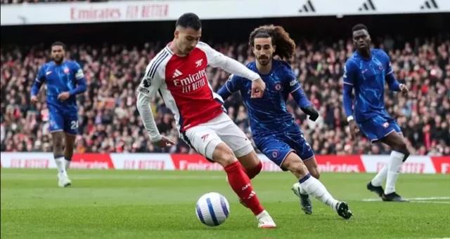 الدوري الإنجليزي.. موعد مباراة تشيلسي أمام فريق ليدز يونايتد الليلة  