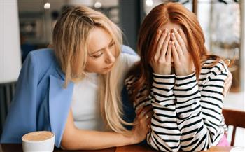 كيف تهرب بعض النساء من مشاكلهن؟ 