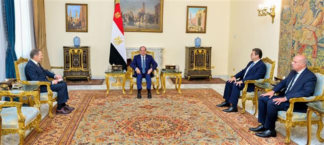 الرئيس السيسي يستقبل رئيس الاستخبارات الخارجية الروسية لبحث تعزيز التعاون وتطورات الأوضاع الإقليمية