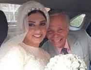 محمود عامر يحتفل بمرور عامين على زواجه ويوجه رسالة رومانسية لزوجته 