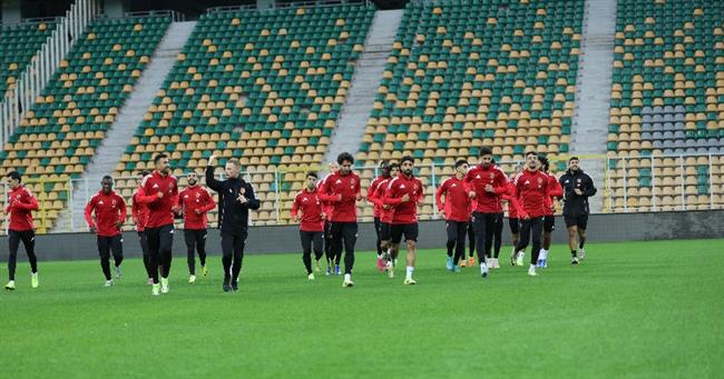 الدوري الممتاز.. التشكيل المتوقع لفريق الأهلي في لقاء الإسماعيلي