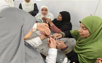 فانوس رمضان من الخرز.. ورشة فنية لذوي الهمم بمدرسة الأمل بالفيوم