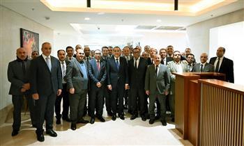 رئيس الوزراء يمر على الموظفين بجميع قطاعات مجلس الوزراء ويقدم الشكر على جهودهم المبذولة