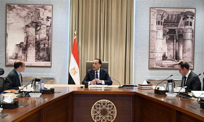 رئيس الوزراء يبحث مع وزير المالية تطورات المراجعة الجارية مع صندوق النقد الدولي
