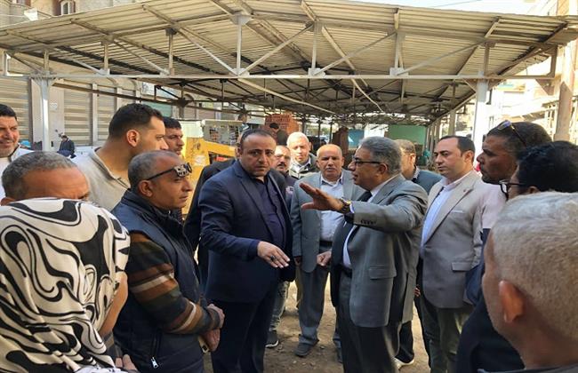 محافظ الدقهلية يتفقد السوق الحضاري بأجا ويشدد على سرعة الانتهاء من أعمال انشاء السوق