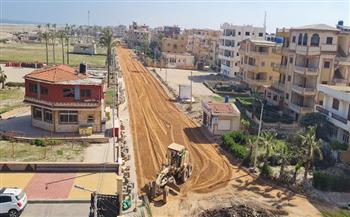  محافظ كفرالشيخ يتابع أعمال التطوير بمنطقتي الزهراء والنرجس بمصيف بلطيم