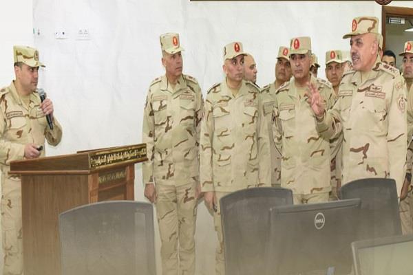 رئيس أركان القوات المسلحة يتفقد الأكاديمية العسكرية للدراسات العليا والاستراتيجية