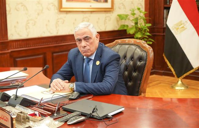 النائب العام يستعرض نسب إنجاز القضايا مع رؤساء الاستئناف لشون الأسرة