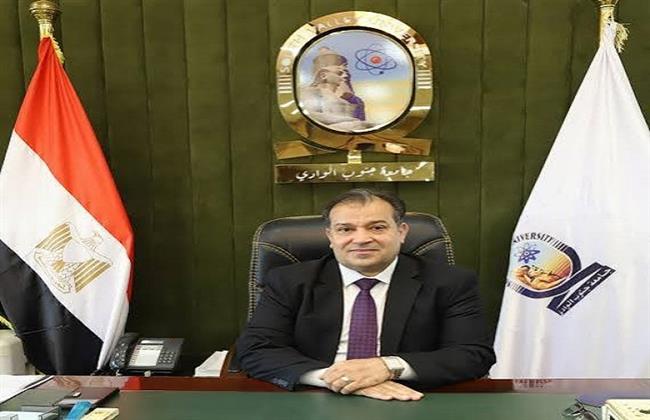 لتمكين قادة المستقبل.. جامعة قنا تعقد الاجتماع الأول لنموذج محاكاة مجلس الوزراء