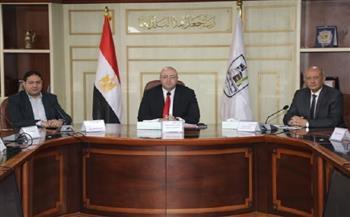 محافظ بني سويف يجتمع بأعضاء مجلسي النواب والشيوخ لبحث التعاون للدفع بجهود التنمية