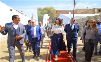 «صناع الخير» تسلم 15 منزلا للأسر الأولى بالرعاية بعد رفع كفاءتها بكوم إمبو وتطلق" أتوبيس استدامة"