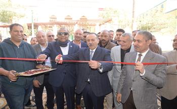 محافظ أسيوط يفتتح معرض أهلاً رمضان بالمنفذ الدائم للغرفة التجارية بميدان الشهيد أحمد جلال 