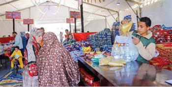 سلع غذائية مخفضة لدعم المواطن..  معارض «أهلاً رمضان» تملأ المحافظات