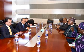 وزير الخارجية يلتقي نظيره النيجيري على هامش اجتماعات قمة الاتحاد الأفريقي