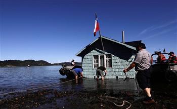 تقليد محلي.. منطقة ينقل سكانها منازلهم بالكامل كل عام