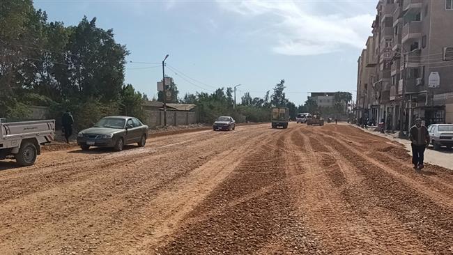 محافظ كفرالشيخ يتابع أعمال الرصف بدسوق ضمن مشروعات الخطة الاستثمارية