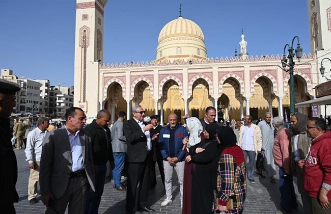 محافظ الغربية يتفقد أعمال تطوير محيط مسجد السيد البدوي