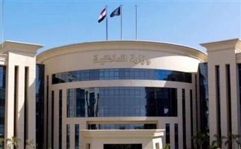 ضبط القائمين على إدارة 17 شركة لإلحاق العمالة بالخارج دون ترخيص بالغربية