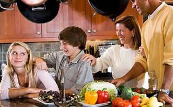 لماذا تكتفي بعض النساء بعائلتها ولا تشعر بالحاجة إلى أصدقاء؟