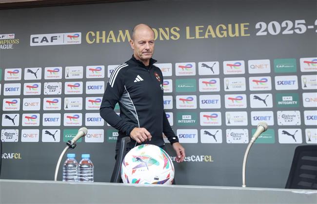 دوري أبطال إفريقيا.. توروب وكابتن الأهلي يحضران المؤتمر الصحفي ‏لمباراة الجيش الملكي  