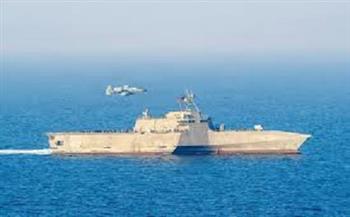 القيادة المركزية الأمريكية: سرب المروحيات القتالية البحري 21 أقلع من على متن السفينة سانتا باربرا في الخليج