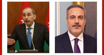 وزير خارجية الأردن يبحث مع نظيريه التركي والقطري تطورات غزة وتعزيز الاستقرار الإقليمي