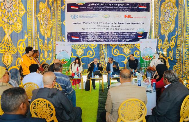 محافظ قنا يستقبل المقرر الأممي للمياه لتفقد مشروع تحديث تقنيات الري بقرية "خزام"