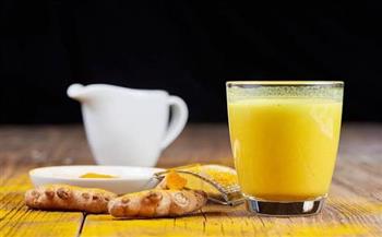 " الحليب الذهبي" مشروب لتعزيز المناعة وصحة الجسم