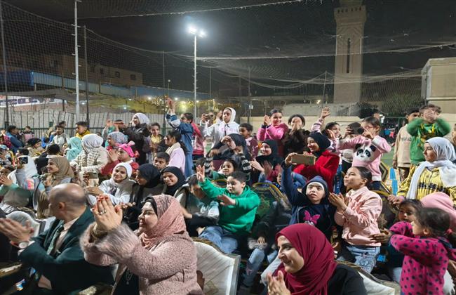 ثاني أيام القافلة الثقافية بالفيوم.. ورش وفنون وشعر تجذب أهالي العجميين