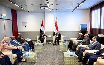 العليمي يؤكد دعم اليمن لاستعادة مؤسسات الدولة السودانية