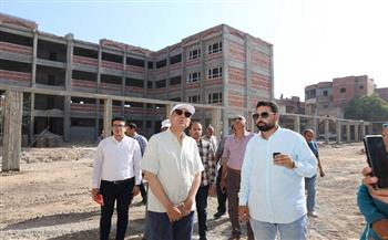 محافظ المنيا: تنفيذ 91 مشروعًا وصيانة 229 ودعم المنظومة بـ22 ألف مقعد جديد   